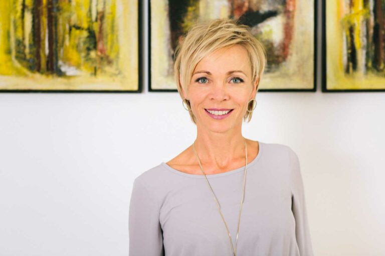 Martina Pfister-Kraxner. Gründerin Linchpin - Transforming for good | Karriereberatung, Coaching, Training, HR Interim©ApolloniaTheresaBitzan